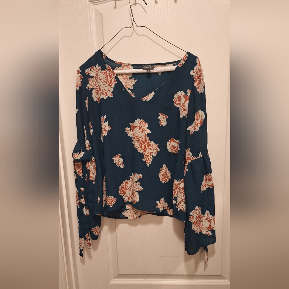 Lily Rose Floral Blouse in Green and Cream And Burgundy Blend Flowers/ Medium